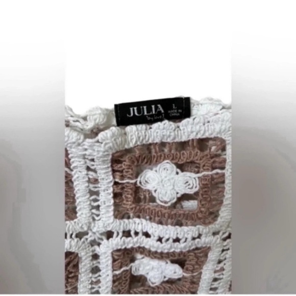 JULIA by Love J Square Crochet Cropped Tan Tank Top Size Large - Picture 6 of 7